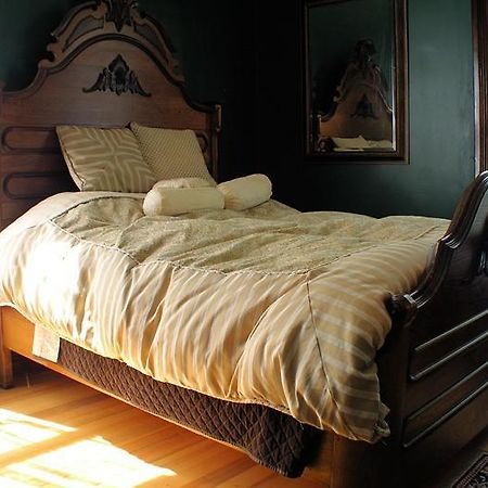 วิสกี้ แมนชั่น Bed & Breakfast เซนต์โจเซฟ ห้อง รูปภาพ
