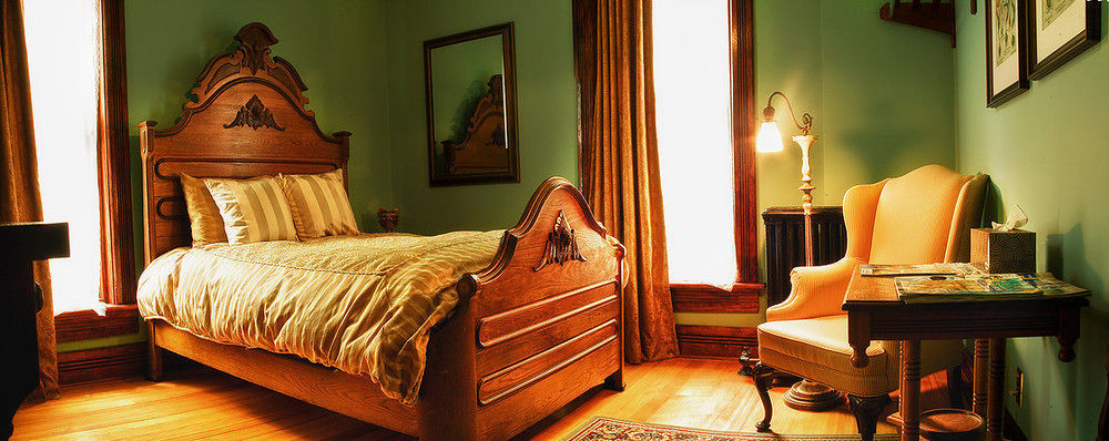 วิสกี้ แมนชั่น Bed & Breakfast เซนต์โจเซฟ ภายนอก รูปภาพ